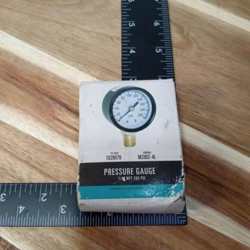 Water Source M2002-4L Pressure Gauge